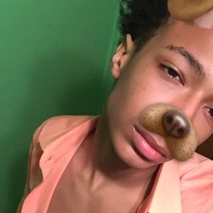 Meet your Posher, Kobie